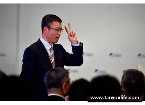 OETY欧亿体育官方网站白岩松：从球场到荧屏，人生精彩篇章